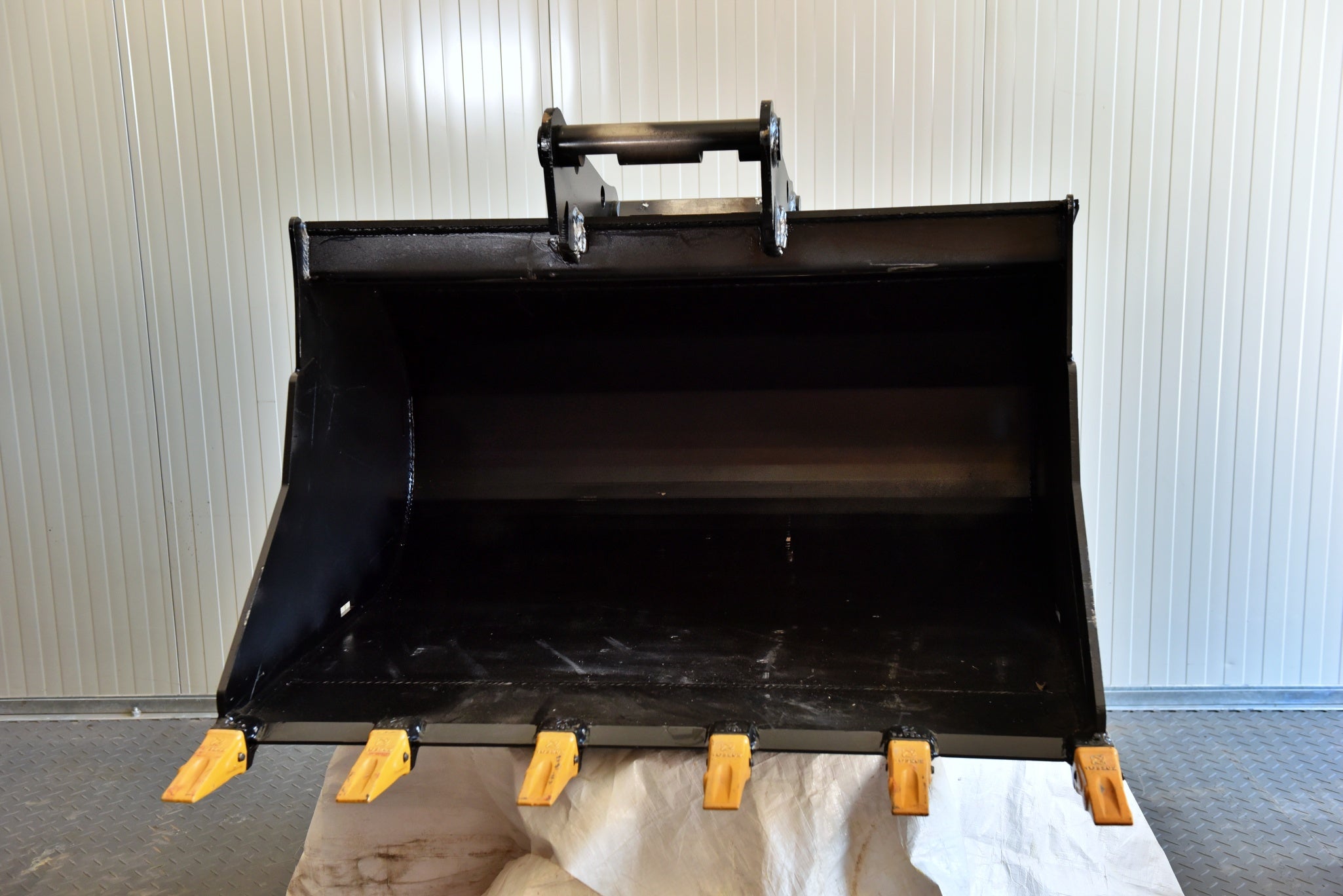 Tieflöffel 1200mm 120cm MS08SY KL5 | Robuster Baggerlöffel für Bauarbeiten