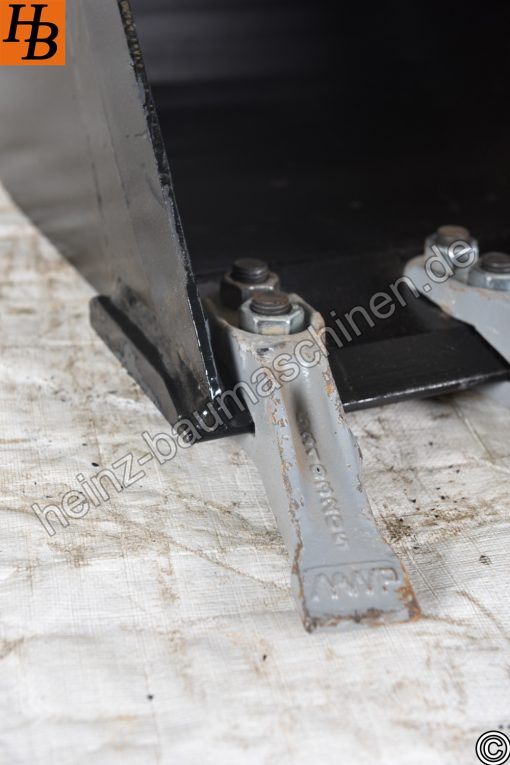 Tieflöffel Baggerlöffel Baggerschaufel 700mm MS03 SW03 QC03 KL3